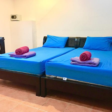 Anchana House Pantai Jomtien Bagian luar foto