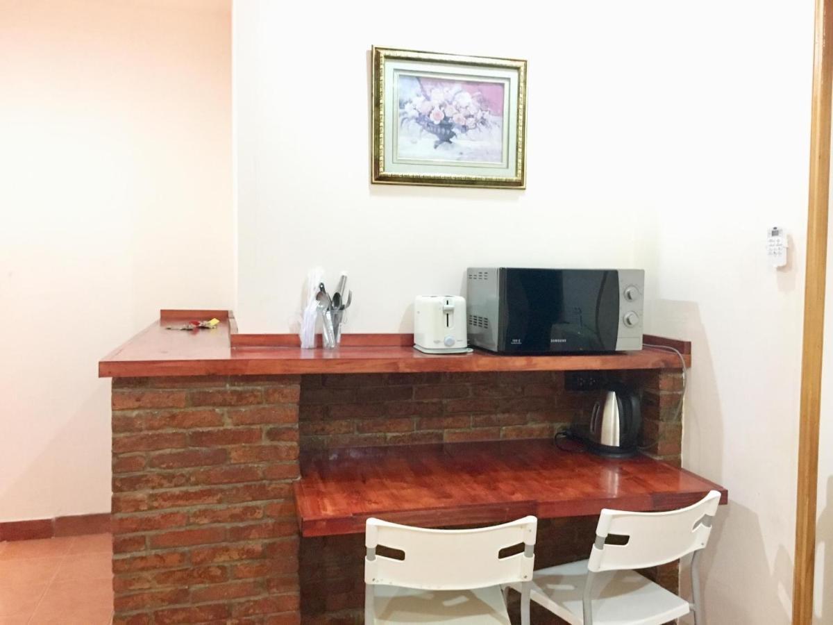Anchana House Pantai Jomtien Bagian luar foto