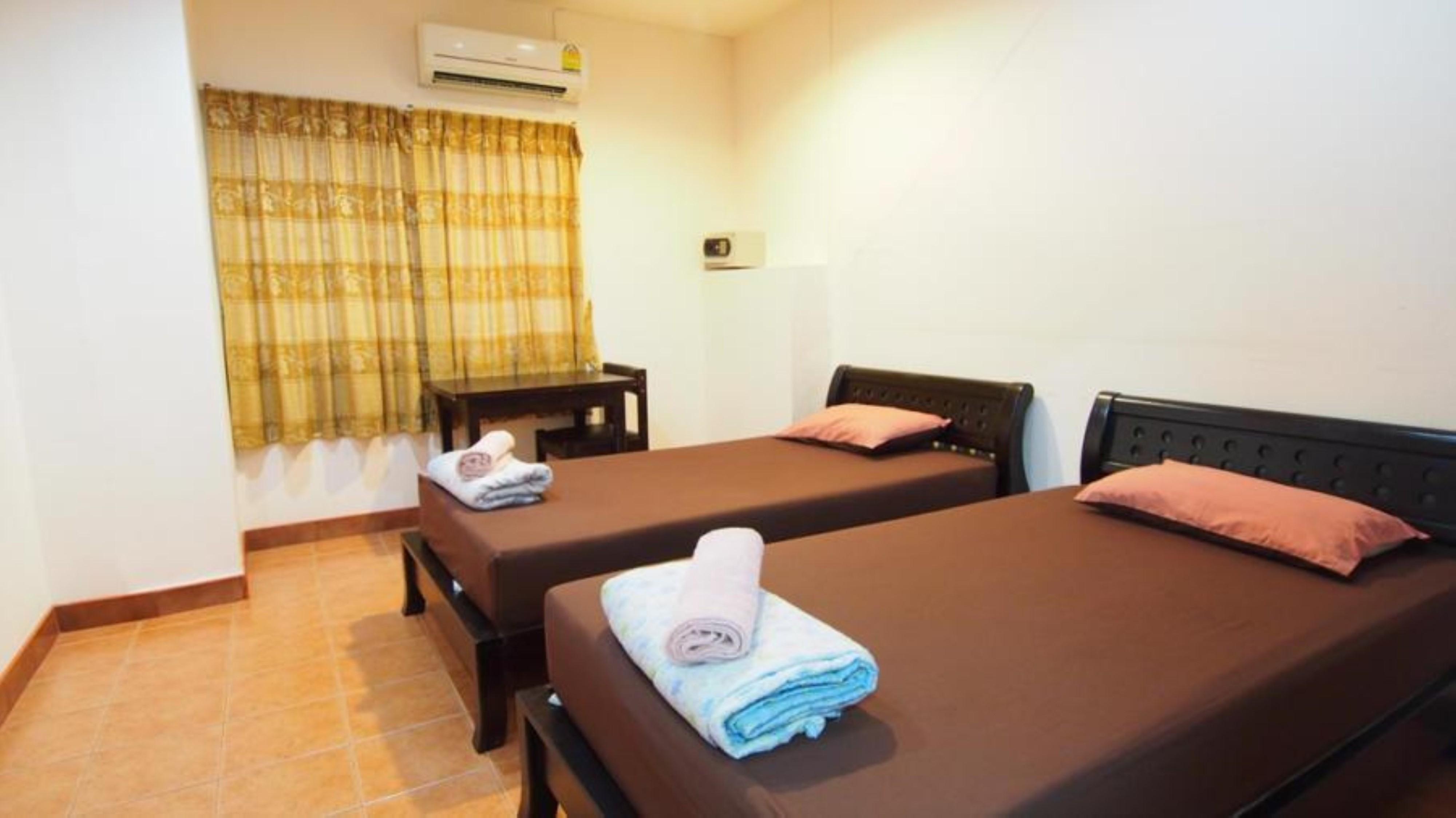 Anchana House Pantai Jomtien Bagian luar foto