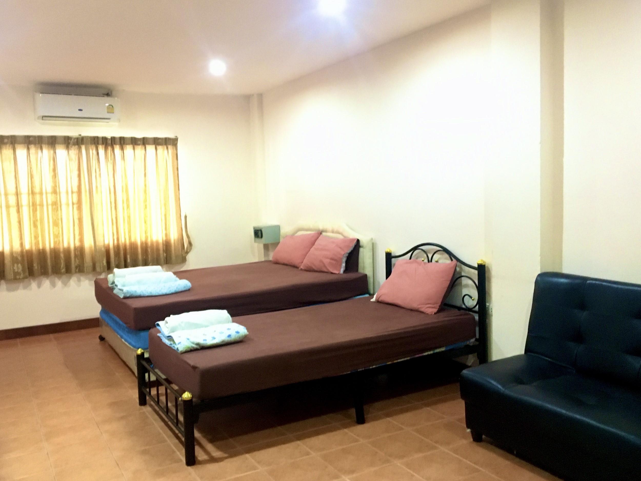Anchana House Pantai Jomtien Bagian luar foto