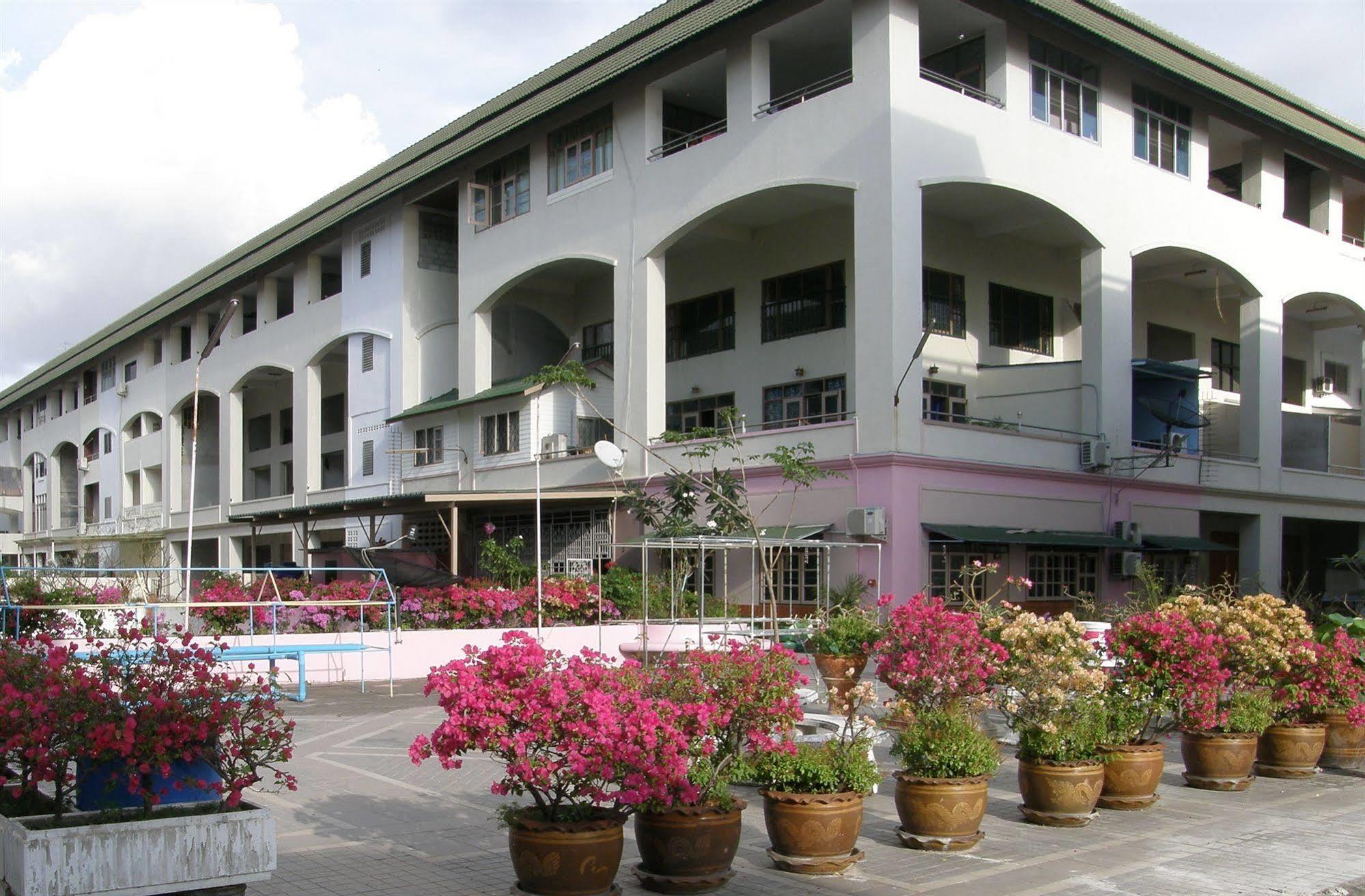 Anchana House Pantai Jomtien Bagian luar foto